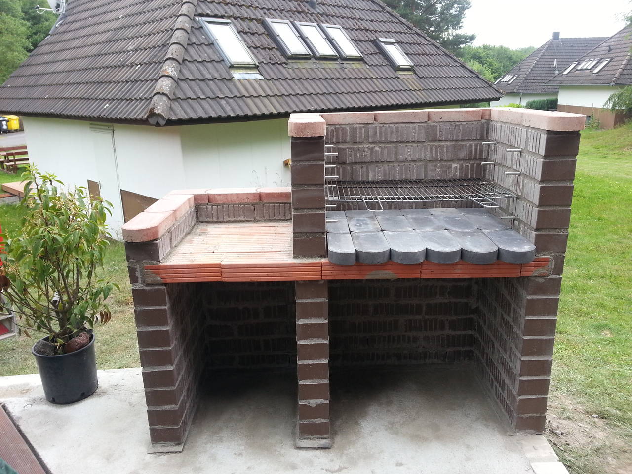 Gemauerter grill – sehremini